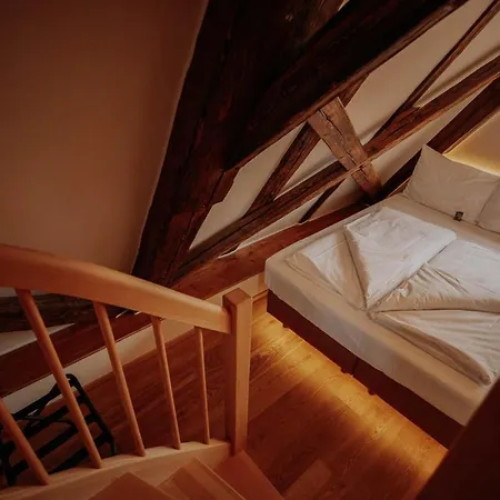 Hotell Altstadtmittehotel Sonne 4*