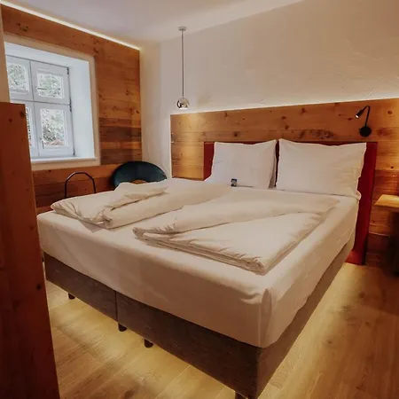 Hotell Altstadtmittehotel Sonne 4*