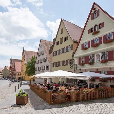 Altstadtmittehotel Sonne Hotel 4*